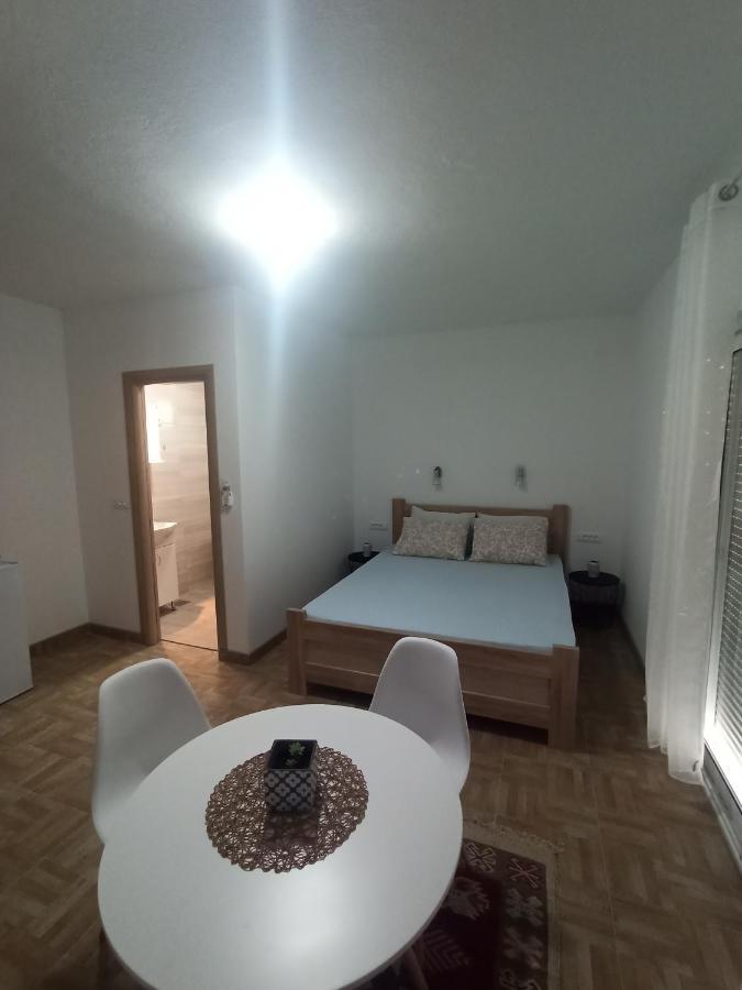 Lastva Holliday Rooms Будва Екстер'єр фото