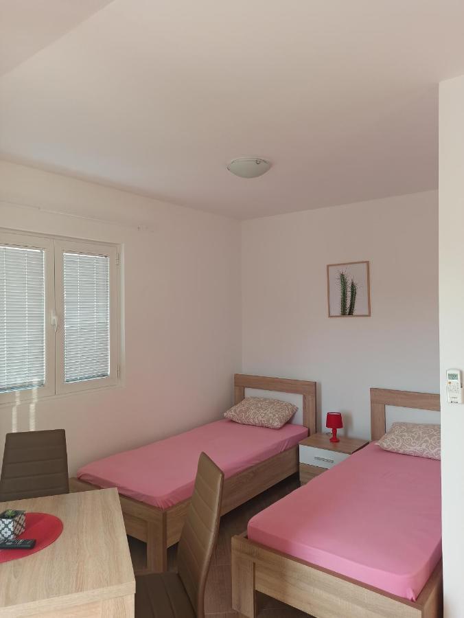 Lastva Holliday Rooms Будва Екстер'єр фото