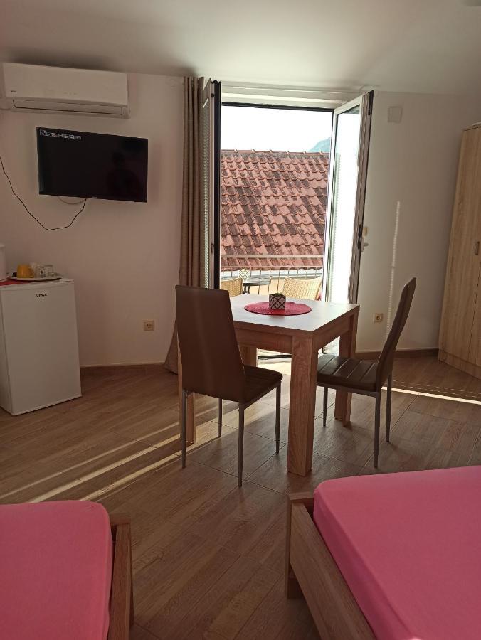 Lastva Holliday Rooms Будва Екстер'єр фото